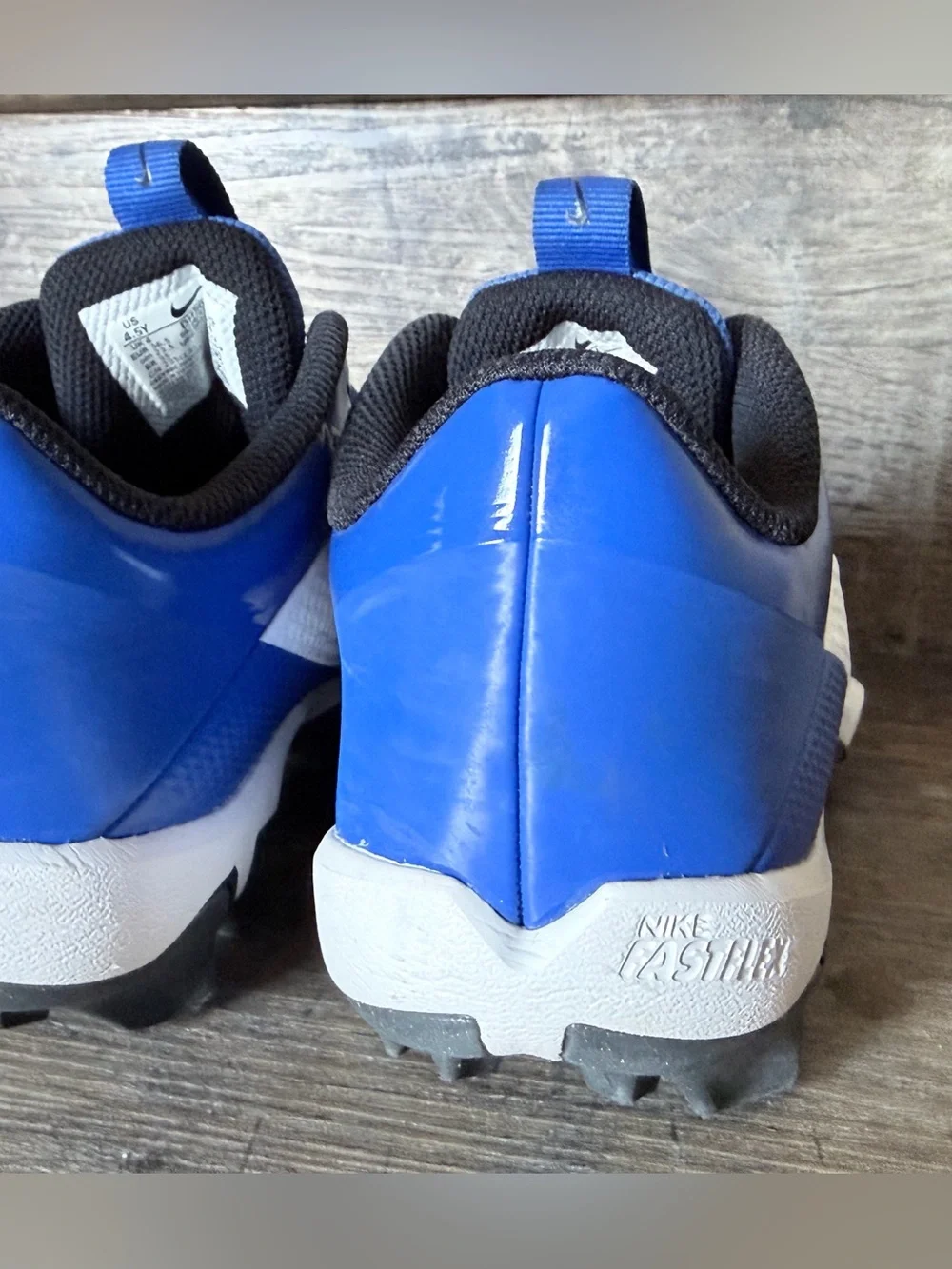 Nike Vapor Edge Shark 2 GS Football Cleats Youth 4.5Y White Blue DH5089-414